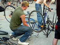 Community-bike-project-20060729b.jpg